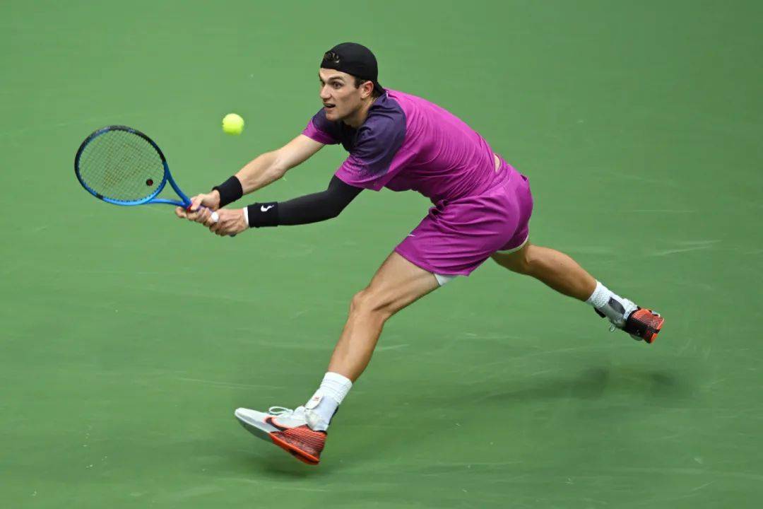 在进攻端打 在进攻端打