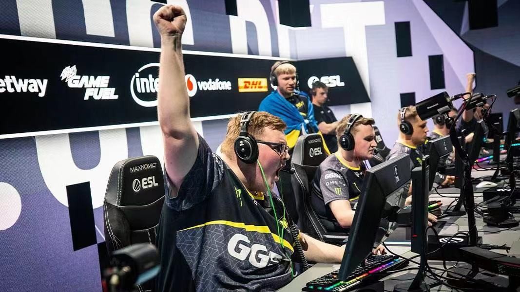 保持了冷静 保持了冷静